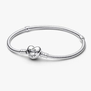 Pandora Moments Heart & Snake Chain Bracelet 7.5in